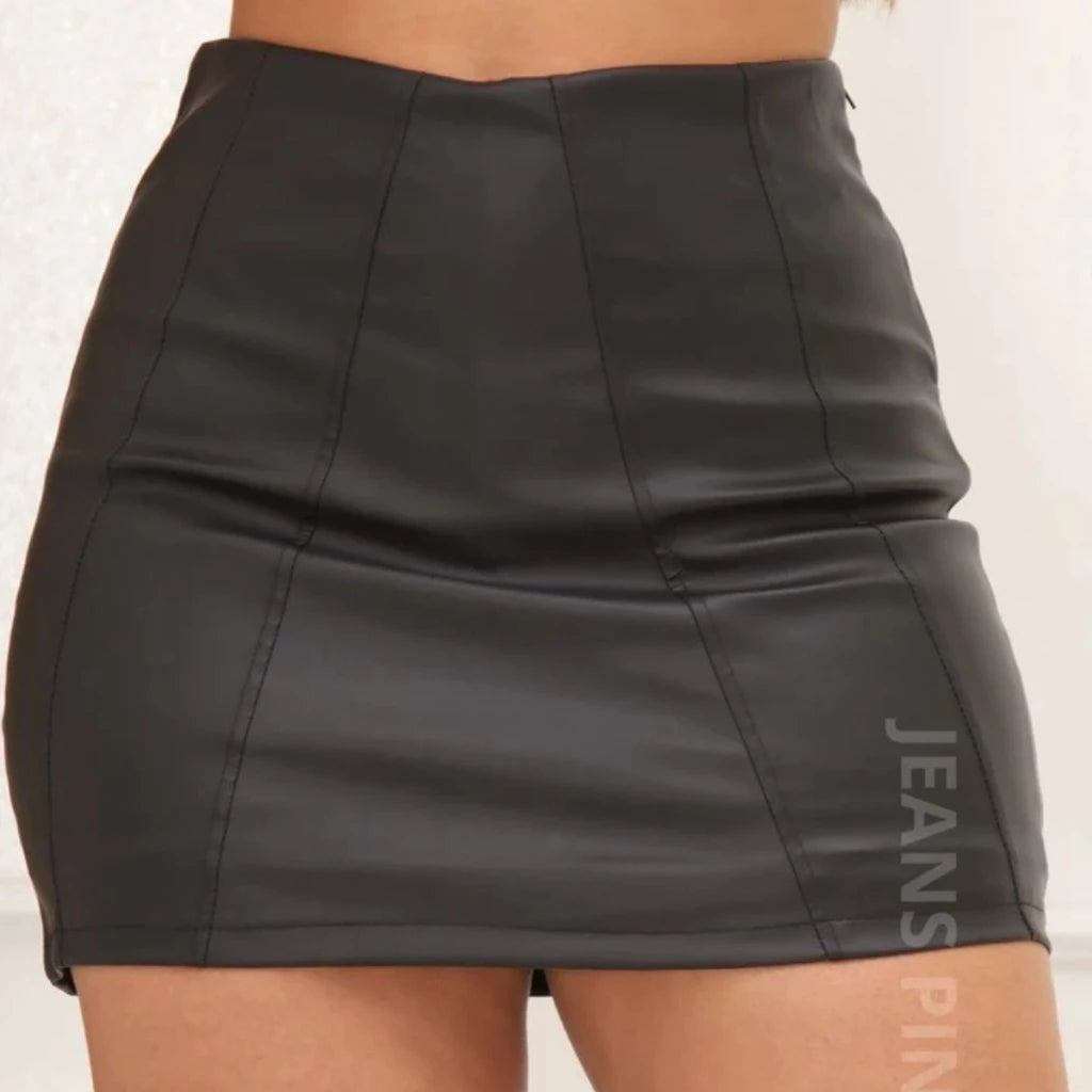 Short Saia de Couro Cintura Alta Saia Inteira - Confortável Estiloso + FRETE GRÁTIS